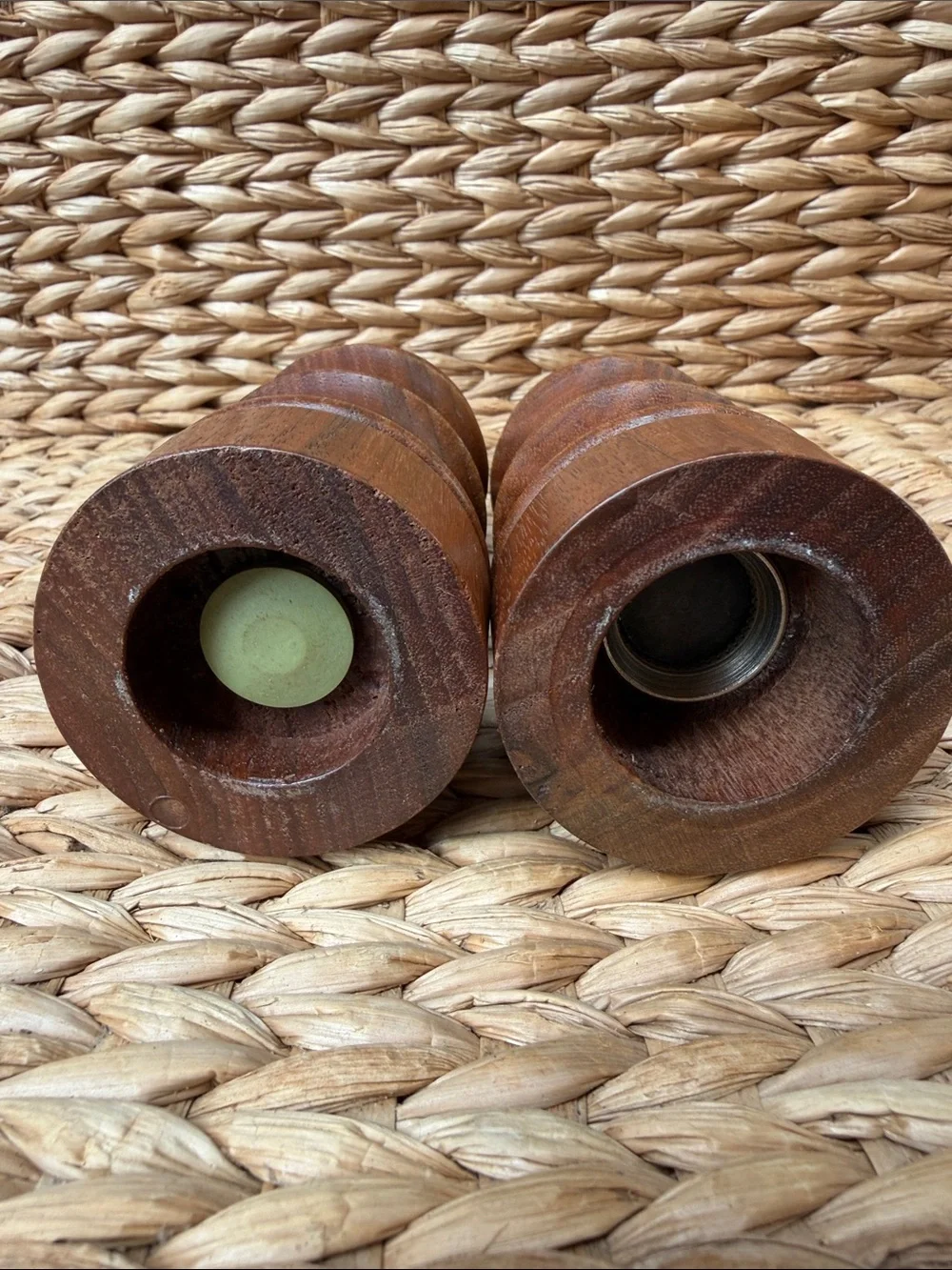 Vintage 60’s Wooden Salt & Pepper Mill Set – Hand Cranked Wood Grinder & Shaker